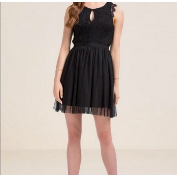 Francesca's Collections Dresses & Skirts - Francesca's Black Lace Open Back Tulle‎ Mini Dress XS Women's NEW Goth Punk Glam